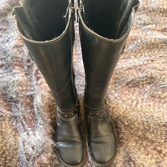 Women's Black BOC Leather Knee-High Boots With Buckle Details - Picture 6 of 11